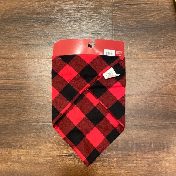 NEW BUFFALO CHECK PET DOG RED PLAID BANDANA HOLIDAY TARTAN DRESS SHIRT CLOTHES - Picture 9 of 9